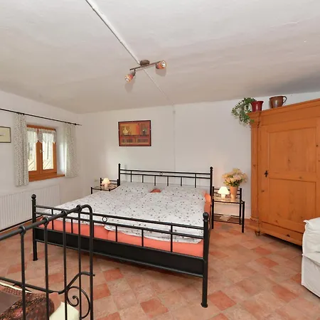 Сasa de vacaciones Ehemaliges Mit Liegewiese Zenting