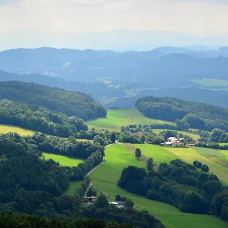 Ehemaliges Mit Liegewiese Сasa de vacaciones
